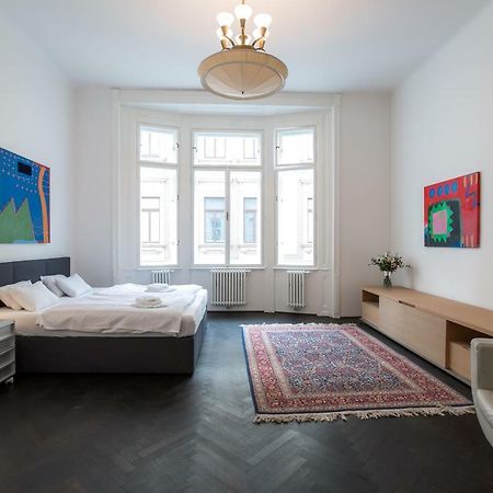 Grand Soho Apartment Вена Экстерьер фото
