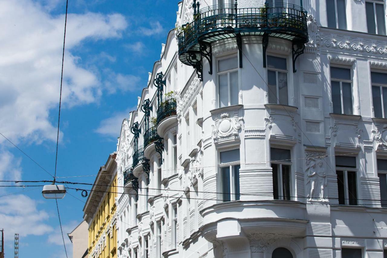 Grand Soho Apartment Вена Экстерьер фото